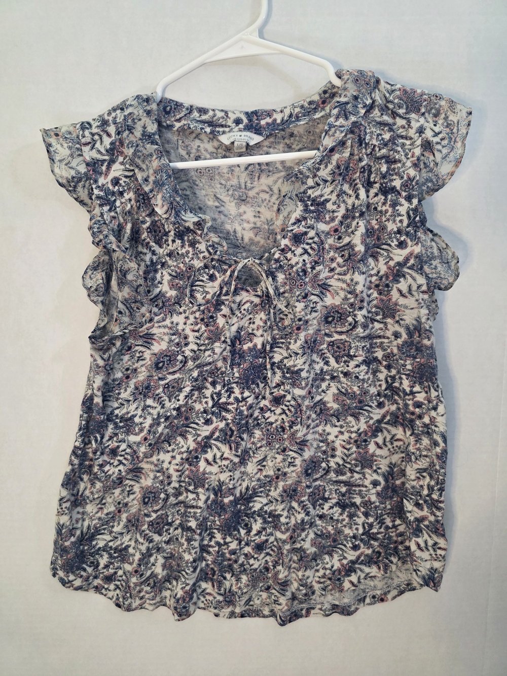 Lucky Brand Floral Ruffle Sleeve Top in Blue and Cream